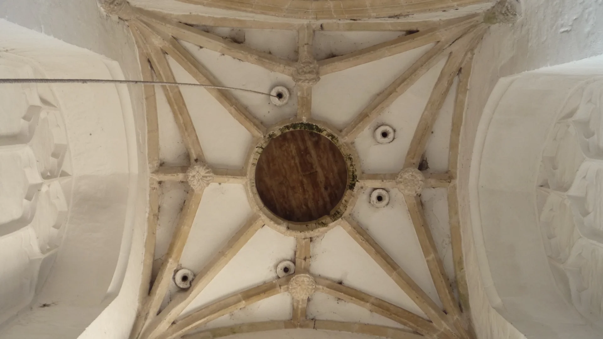 Tower hall roof appears to be eighteenth-century and is a good handsome construction with tie-beams, kingposts, and braces.